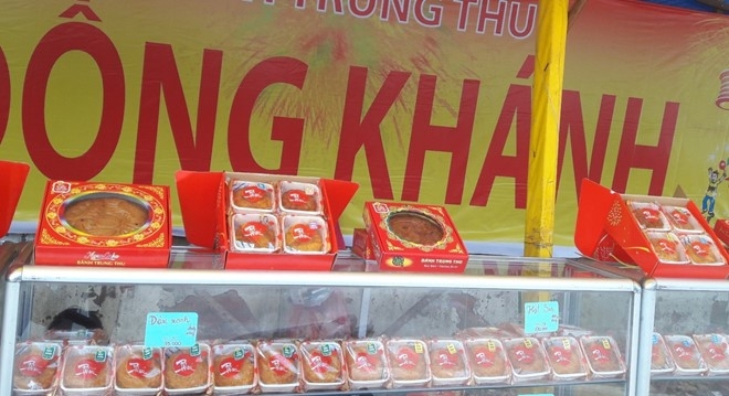 Banh Trung thu ban som 3 thang o Sai Gon hinh anh 1