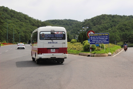  Biển báo bị che 