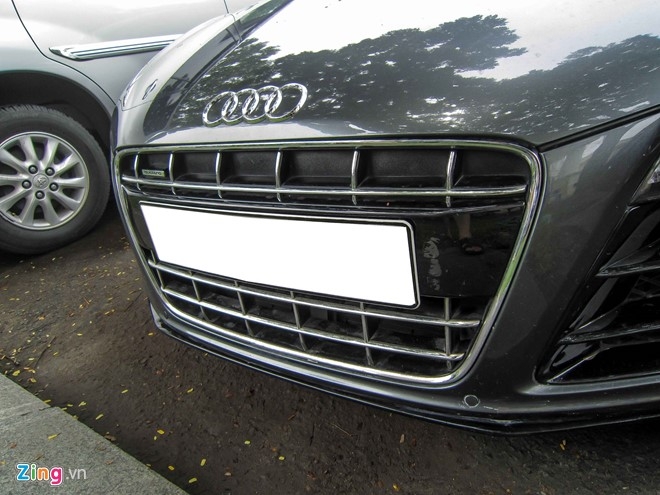 Sieu xe Audi R8 V10 mau la o Sai Gon hinh anh 2