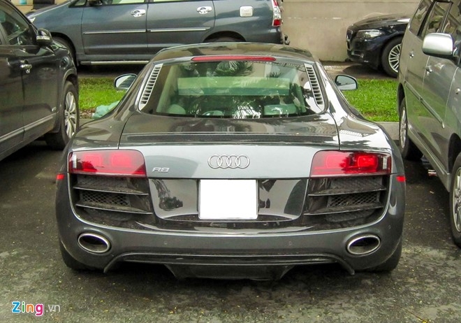 Sieu xe Audi R8 V10 mau la o Sai Gon hinh anh 6