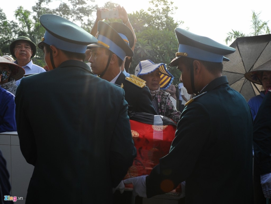Hang nghin nguoi dua tien dai ta phi cong Tran Quang Khai hinh anh 5