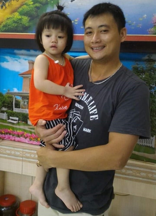 Vo cua chien si may bay CASA 212: Toi tin anh se tro ve hinh anh 2