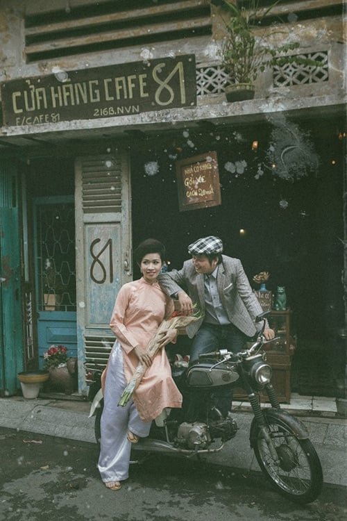 bo anh cuoi sai gon nhung ngay xua cu gay bao cong dong mang - 9