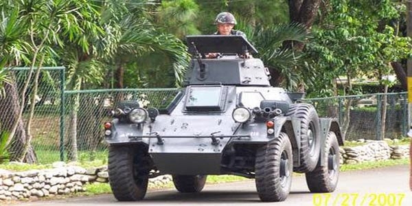 Ngạc nhiên trước những mẫu xe bọc thép nội địa của Philippines - Ảnh 4.