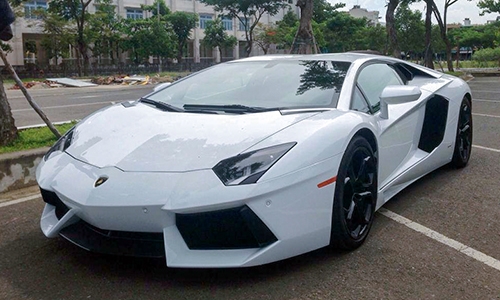 sieu-bo-lamborghini-aventador-ve-tay-dai-gia-da-nang