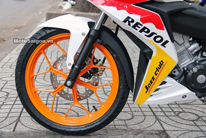 Honda Winner độ tem phong cách MotoGP đầu tiên tại Việt Nam - ảnh 7