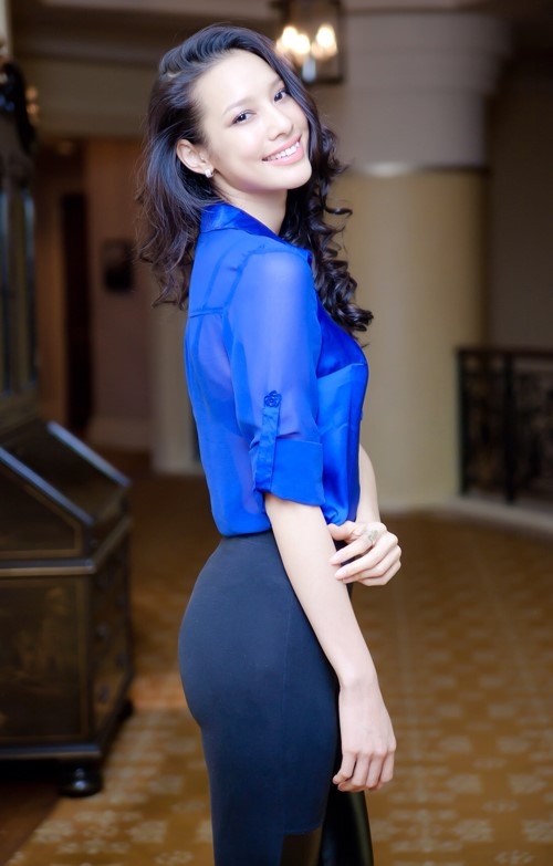 Nhung cau chuyen ben le ve thi sinh noi bat tai The Face hinh anh 8