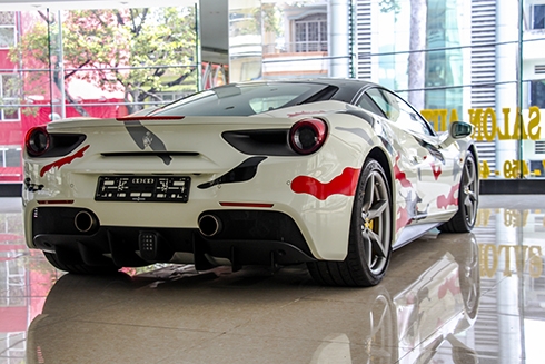 sieu-xe-ferrari-488-gtb-phong-cach-the-thao-o-sai-gon-page-2-3