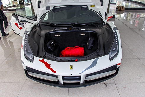 sieu-xe-ferrari-488-gtb-phong-cach-the-thao-o-sai-gon-page-2-6