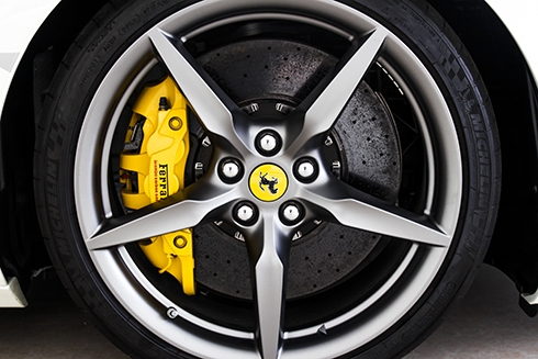sieu-xe-ferrari-488-gtb-phong-cach-the-thao-o-sai-gon-page-2-7