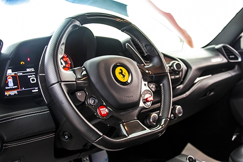 sieu-xe-ferrari-488-gtb-phong-cach-the-thao-o-sai-gon-page-3-6