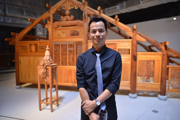 mc-thuy-minh-be-bung-bau-di-event-voi-ban-trai-tay-6