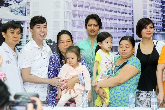 'Co dau 8 tuoi' an mac cau ky di tu thien tai Sai Gon hinh anh 5