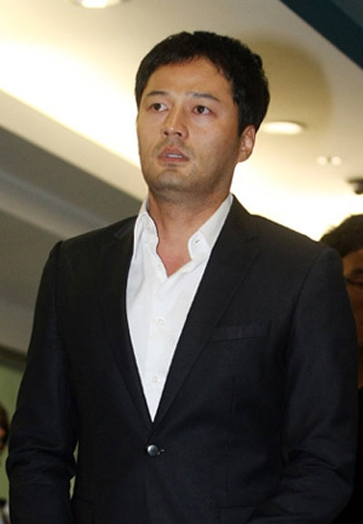cuoc-doi-den-toi-cua-tai-tu-kim-sung-min-con-trai-pho-chu-tich-tap-doan-lg-2