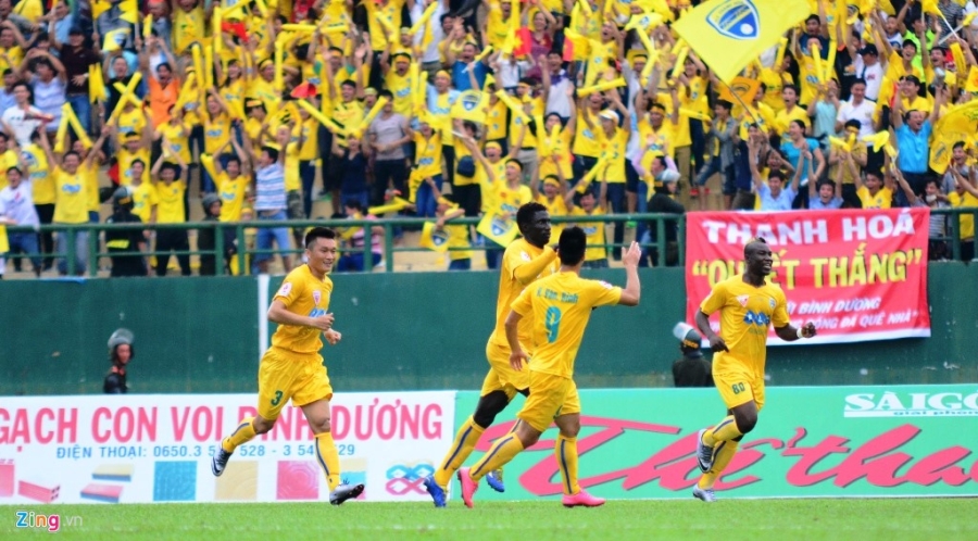 Trong Hoang nhan the do, Binh Duong thua Thanh Hoa 0-3 hinh anh 3