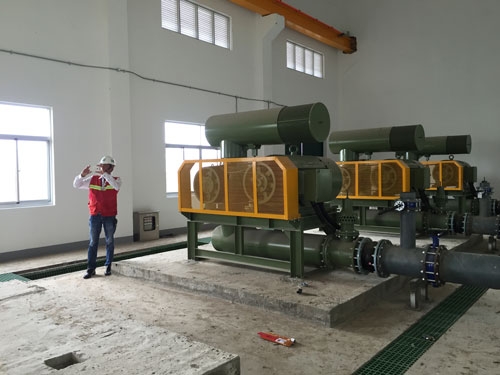 Thiết bị bên trong nhà máy được giới thiệu là nhập từ châu Âu Ảnh: Ca Linh