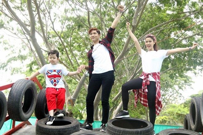 Tim be bong Truong Quynh Anh va con trai o su kien hinh anh 4