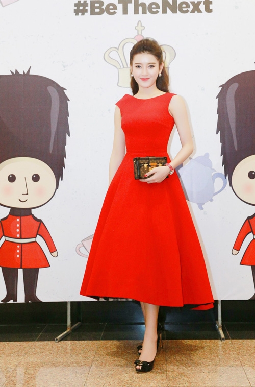 my-nhan-viet-mac-dep-nhat-tuan-1