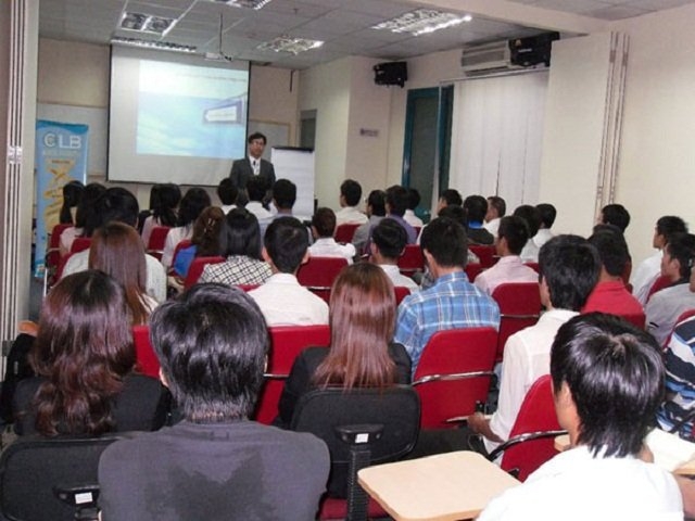 phat cong ty truong giang nhap san pham 12.000 dong ban 990.000 dong hinh anh 1