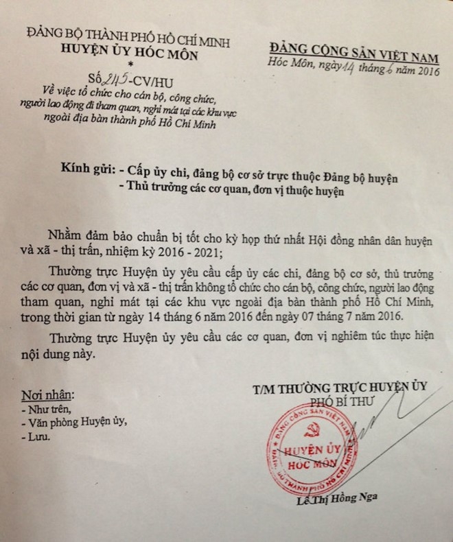Huyen Hoc Mon cam can bo di nghi mat ngoai TP HCM? hinh anh 1