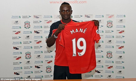 Sadio Mane chính thức gia nhập Liverpool