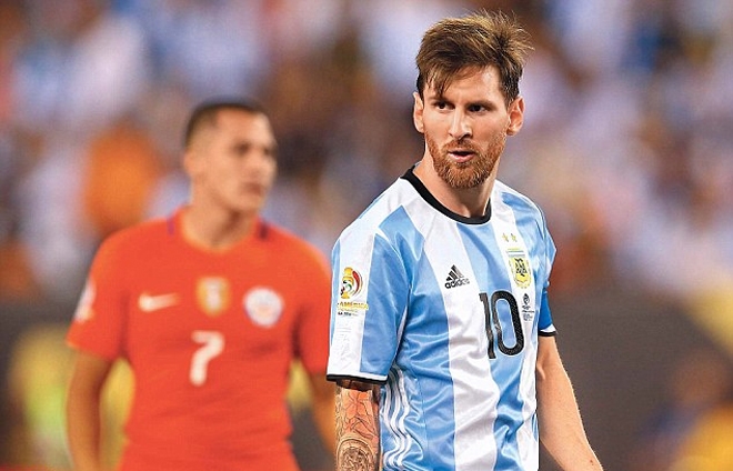 Messi được dựng tượng tại thủ đô Argentina - ảnh thể thao