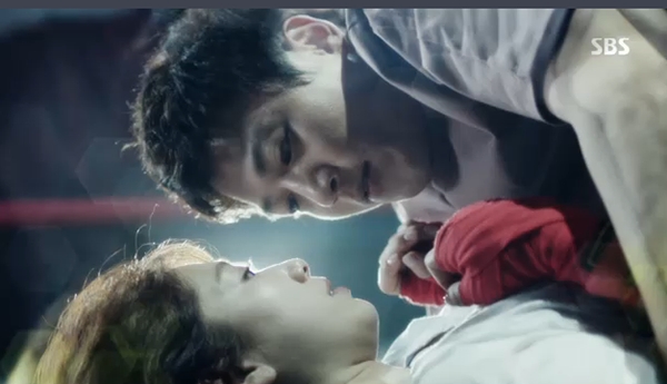 Sau Song Joong Ki, lại thêm Kim Rae Won cưa cẩm bằng trực thăng - Ảnh 25.