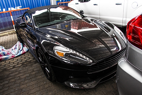 aston-martin-vanquish-mui-tran-dau-tien-o-viet-nam-page-2