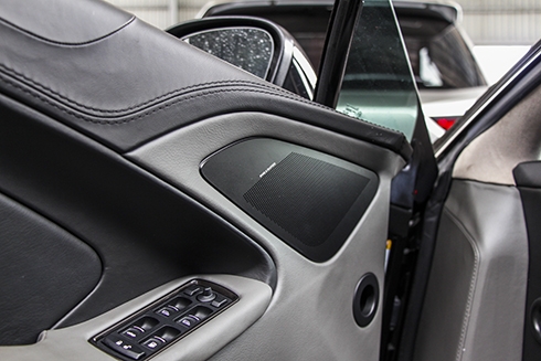 aston-martin-vanquish-mui-tran-dau-tien-o-viet-nam-page-3-2