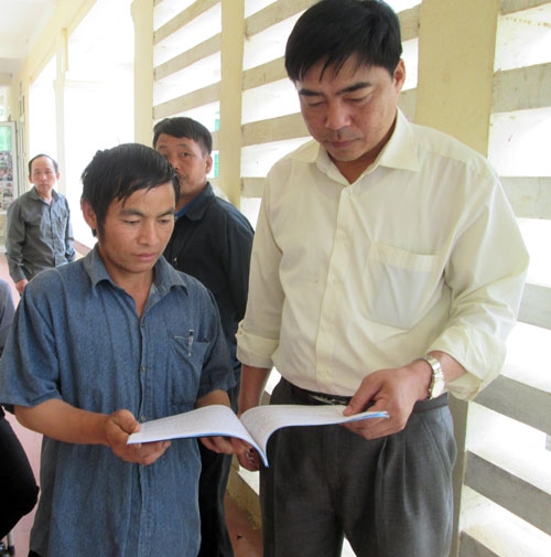 bi hai ket hon... xuyen bien gioi hinh anh 1