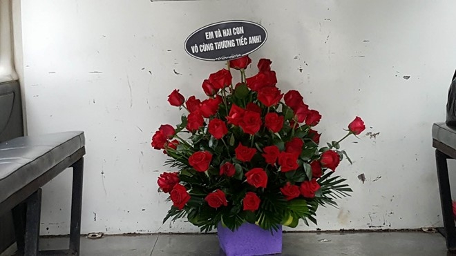 Nuoc mat tuon roi trong tang le phi hanh doan CASA-212 hinh anh 1
