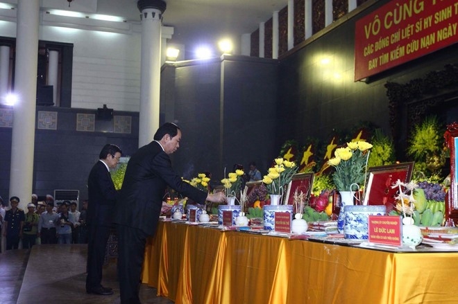 Troi do mua trong ngay tien biet phi hanh doan CASA-212 hinh anh 3