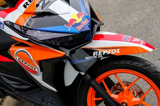 Honda Click 125i son dan ao phong cach CBR1000 Repsol hinh anh 3