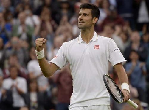 Djokovic giành vé sớm vào vòng 3