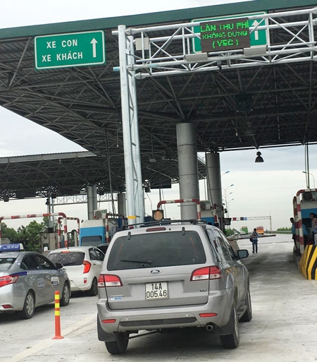 Hoạt động thu phí tự động không dừng công nghệ ETC giúp chủ phương tiện sử dụng dịch vụ đơn giản, tiện ích, không mất thời gian