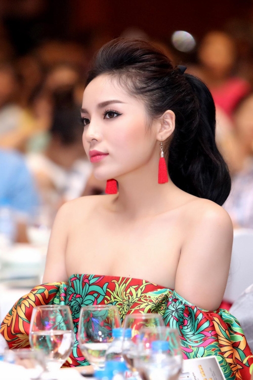 hoa-hau-ky-duyen-mac-tre-nai-di-event-o-ha-noi-5