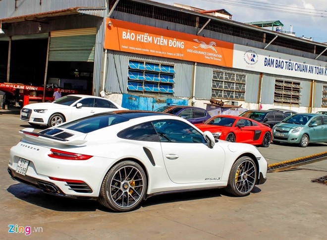Sieu xe Porsche 911 Turbo S thu 2 ve Viet Nam gia 14,5 ty hinh anh 4