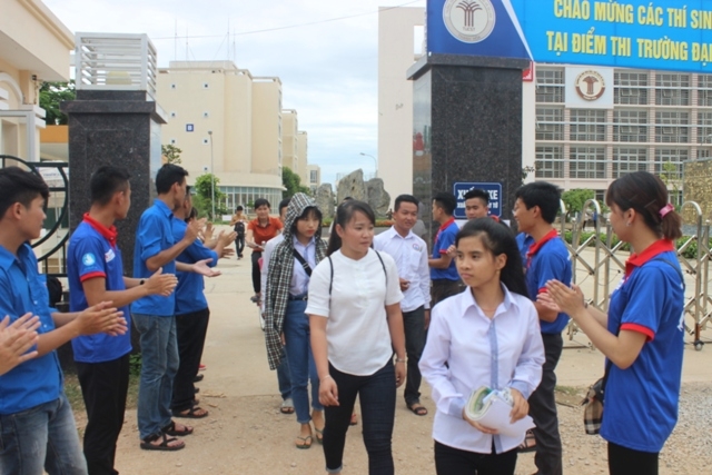 Nhiều thí sinh hoàn thành xong bài trước thời gian