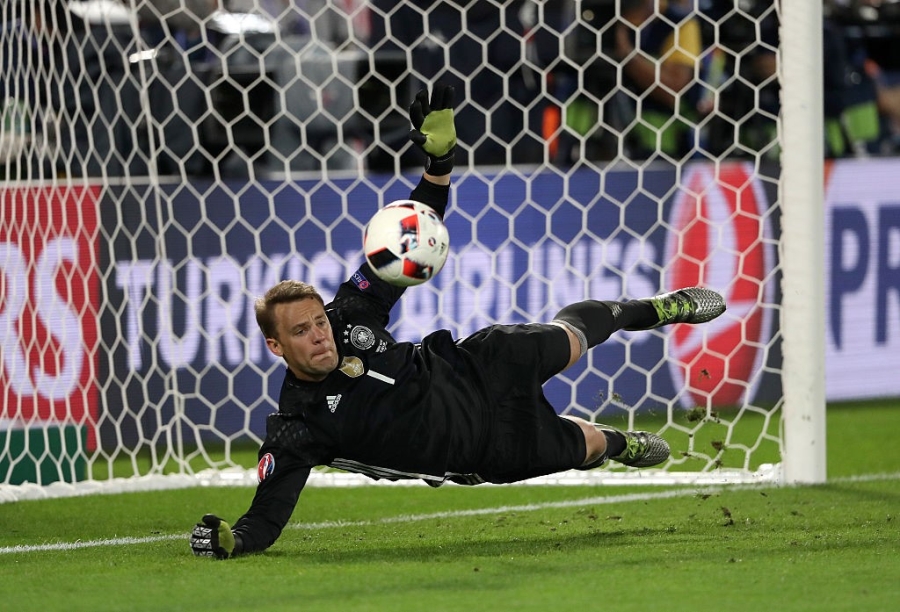 Doi hinh trong mo o tu ket Euro 2016 hinh anh 2