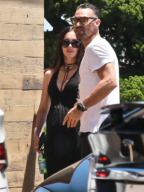 megan-fox-bung-bau-7-thang-van-xinh-dep-goi-cam-1