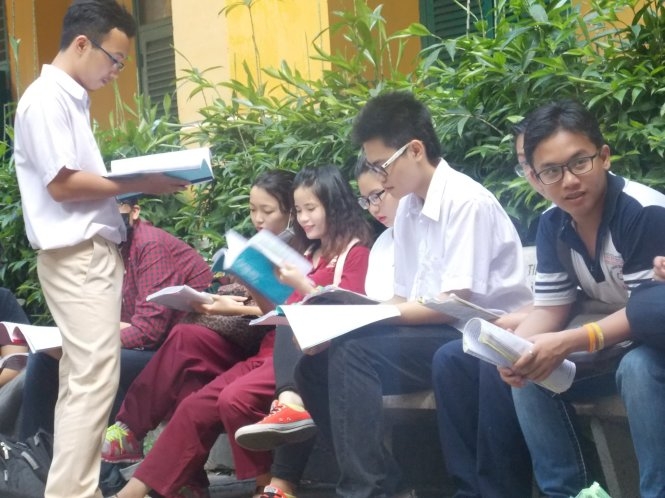 Vì sao lèo tèo thí sinh đi thi môn Sử THPT? 