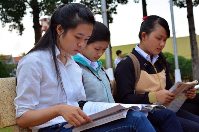 Vì sao lèo tèo thí sinh đi thi môn Sử THPT? 