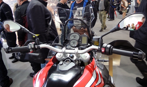 bmw-trinh-lang-f800-gs-adventure-2017-tai-duc