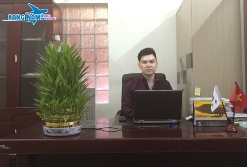 Chủ nhân ảnh hai gái xinh sờ soạng và 'yêu' trên máy bay nói gì? - Ảnh 5