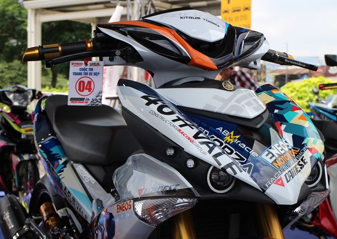 Exciter phong cach Valentino Rossi vo dich cuoc thi xe do hinh anh 3