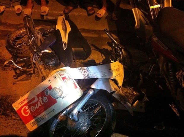 Hàng loạt siêu xe bạc tỷ gây tai nạn kinh hoàng hình ảnh 4 hang loat sieu xe bac ty gay tai nan kinh hoang hinh anh 4