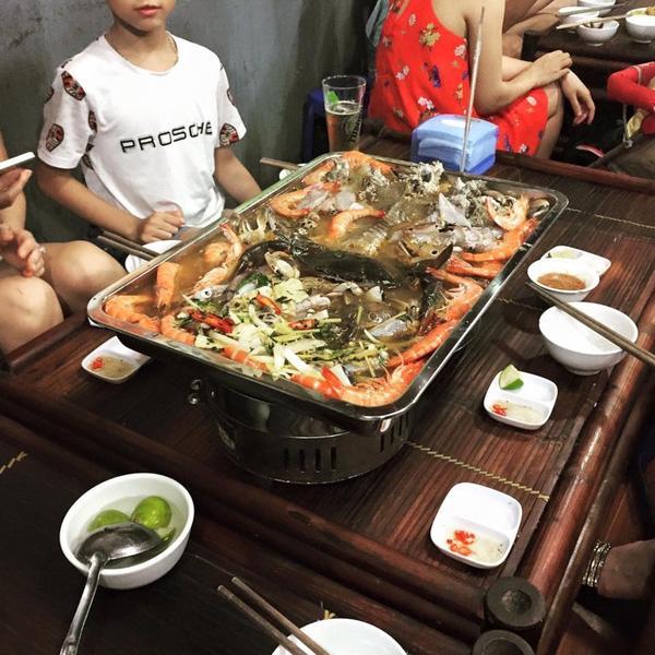 nồi lẩu 2 triệu