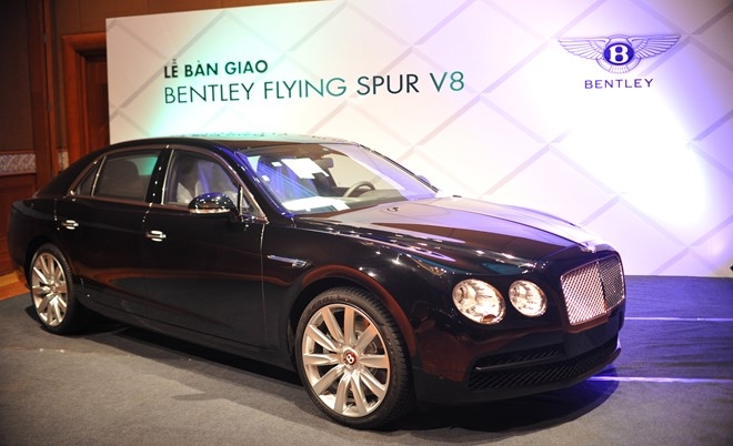 Bentley Flying Spur chinh hang thu 5 o Viet Nam co chu hinh anh 1
