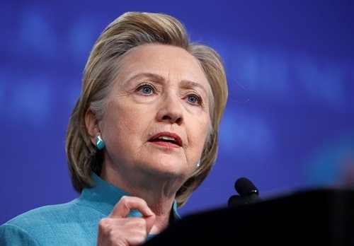 fbi cong bo ket qua dieu tra hillary clinton, donald trump noi doa hinh anh 1