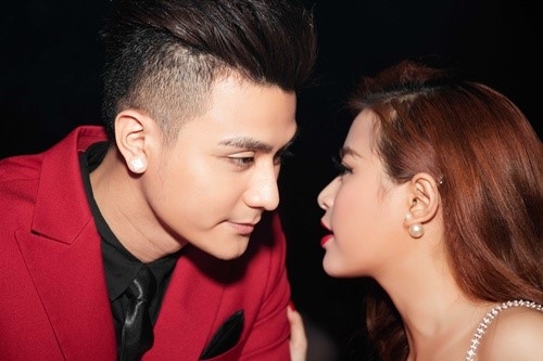 Hoang Thuy Linh tiet lo buoi gap bo me Vinh Thuy hinh anh 1
